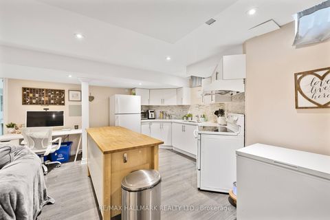 Photo 38 at 7 Delphinium Avenue, Oak Ridges Lake Wilcox, Richmond Hill