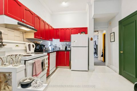 Photo 9 at 414 Ontario Street, Moss Park, Toronto