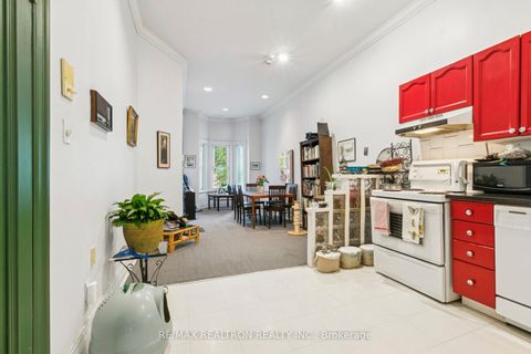 Photo 11 at 414 Ontario Street, Moss Park, Toronto