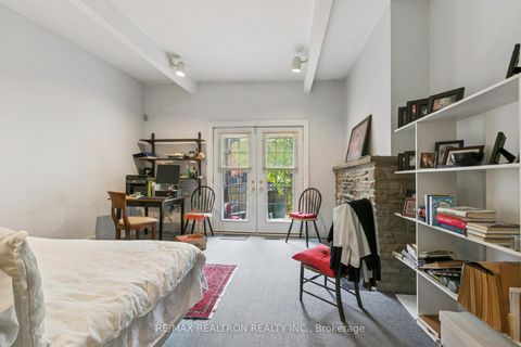 Photo 13 at 414 Ontario Street, Moss Park, Toronto