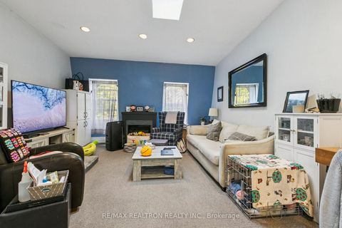 Photo 18 at 414 Ontario Street, Moss Park, Toronto