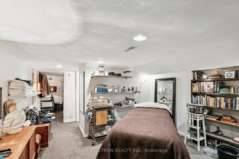 Photo 31 at 414 Ontario Street, Moss Park, Toronto