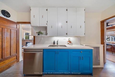 Photo 15 at 24 Patricia Drive, Danforth, Toronto