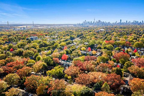 Photo 42 at 24 Patricia Drive, Danforth, Toronto