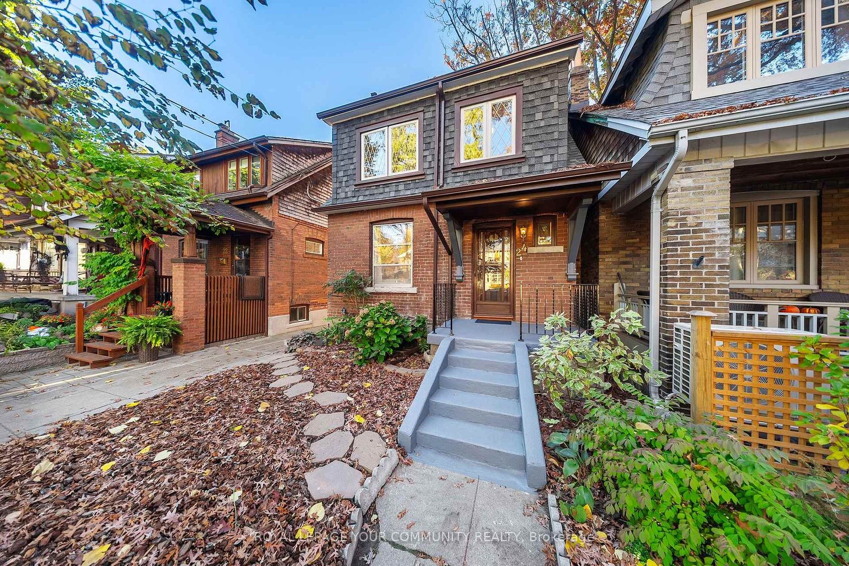 24 Patricia Drive, Danforth, Toronto photo number 2 24 Patricia Drive, Danforth, Toronto photo number 2