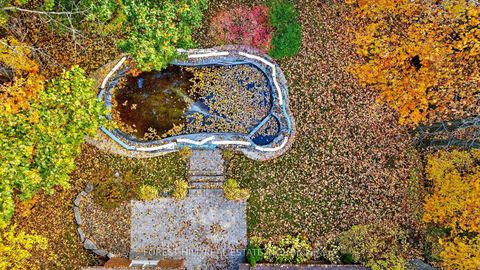 Photo 3 at 124 Forest Ridge Road, Rural Richmond Hill, Richmond Hill