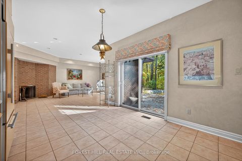 Photo 8 at 124 Forest Ridge Road, Rural Richmond Hill, Richmond Hill