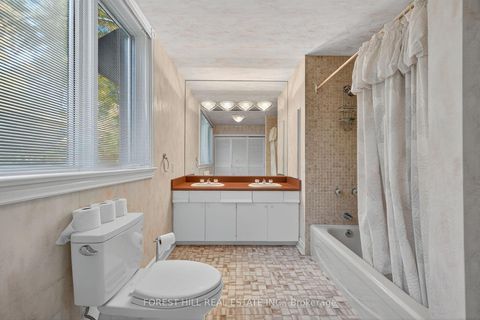 Photo 22 at 124 Forest Ridge Road, Rural Richmond Hill, Richmond Hill