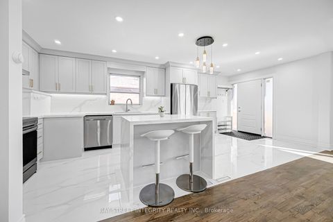 Photo 11 at 14 Madrid Street, Bendale, Toronto