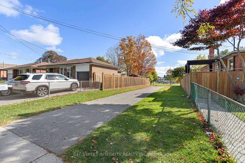 Photo 32 at 14 Madrid Street, Bendale, Toronto