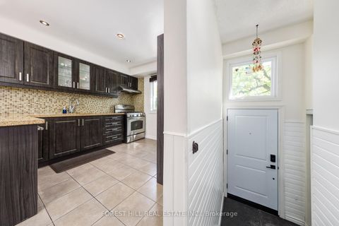 Photo 3 at 12 - 1 Davisbrook Boulevard, Sullivan, Toronto
