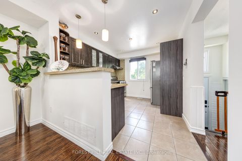 Photo 4 at 12 - 1 Davisbrook Boulevard, Sullivan, Toronto