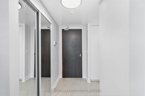 Photo 5 at 328 - 205 The Donway W, Don Mills, Toronto