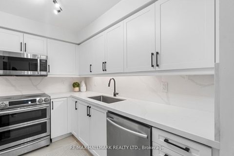 Photo 8 at 328 - 205 The Donway W, Don Mills, Toronto