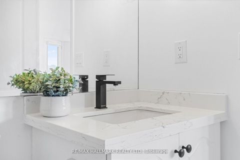 Photo 33 at 328 - 205 The Donway W, Don Mills, Toronto