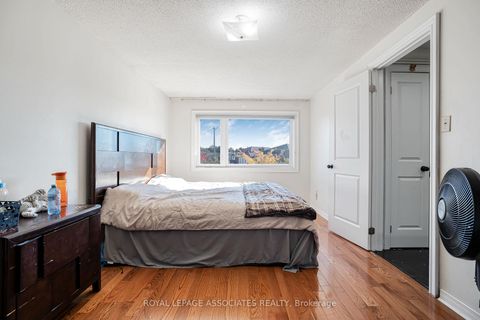 Photo 24 at 95 Carisbrooke Square, Malvern, Toronto