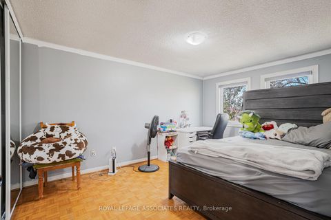 Photo 26 at 95 Carisbrooke Square, Malvern, Toronto