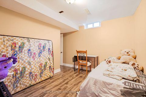 Photo 36 at 95 Carisbrooke Square, Malvern, Toronto