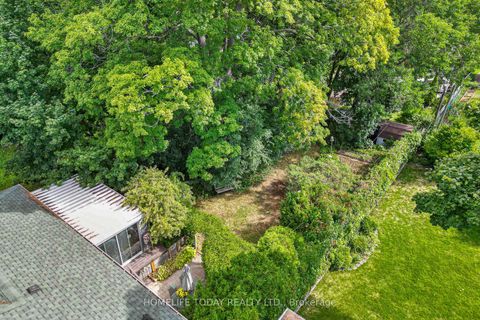 Photo 26 at 5 Landfair Crescent, Woburn, Toronto