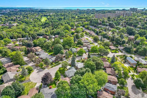 Photo 28 at 5 Landfair Crescent, Woburn, Toronto