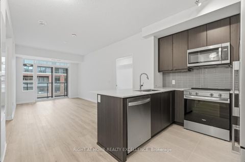 Photo 2 at 804 - 3260 SHEPPARD Avenue E, Sullivan, Toronto