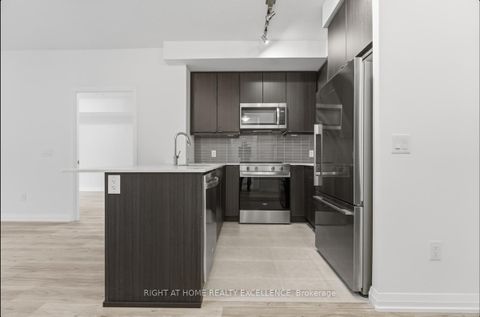 Photo 3 at 804 - 3260 SHEPPARD Avenue E, Sullivan, Toronto