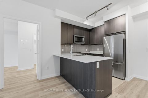 Photo 4 at 804 - 3260 SHEPPARD Avenue E, Sullivan, Toronto