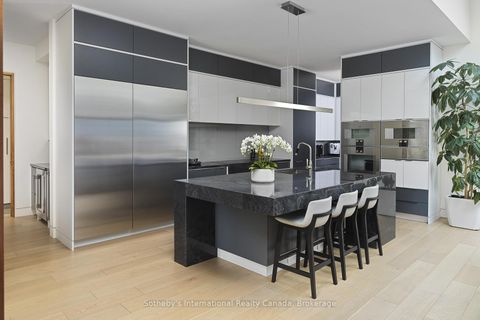 Photo 8 at 116 Chartwell Road, OO Old Oakville, Oakville