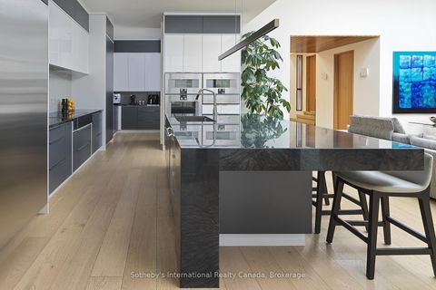 Photo 9 at 116 Chartwell Road, OO Old Oakville, Oakville