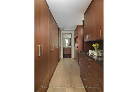 Photo 12 at 116 Chartwell Road, OO Old Oakville, Oakville