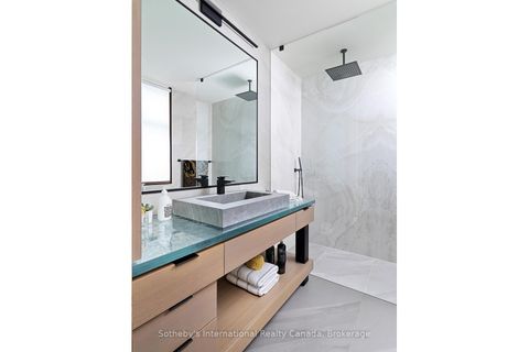 Photo 17 at 116 Chartwell Road, OO Old Oakville, Oakville