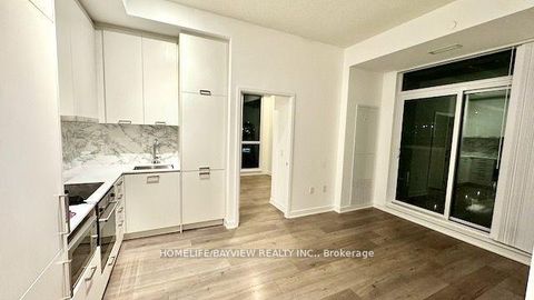 Photo 6 at #512 - 38 Honeycrisp Crescent N, Vaughan Corporate Centre, Vaughan