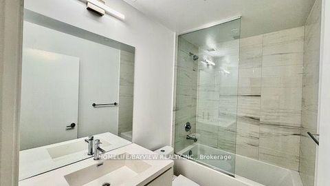 Photo 10 at #512 - 38 Honeycrisp Crescent N, Vaughan Corporate Centre, Vaughan