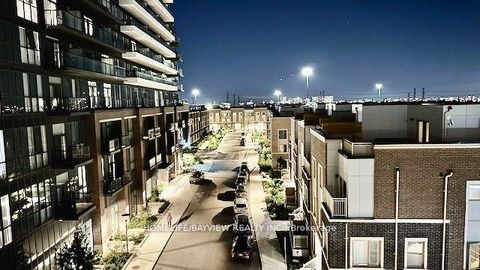 Photo 13 at #512 - 38 Honeycrisp Crescent N, Vaughan Corporate Centre, Vaughan