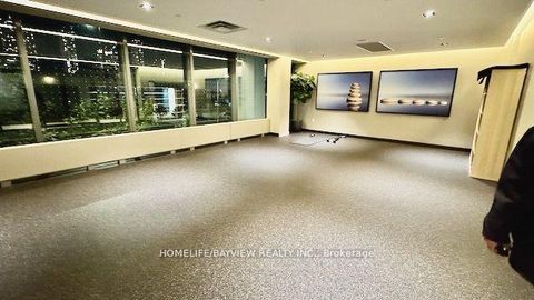 Photo 17 at #512 - 38 Honeycrisp Crescent N, Vaughan Corporate Centre, Vaughan