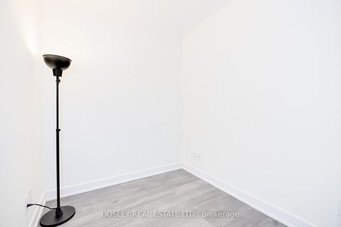 Photo 14 at 2112 - 185 Roehampton Avenue, Mount Pleasant West, Toronto