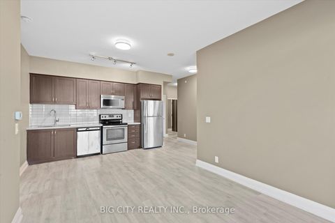 Photo 5 at 2210 - 7890 Bathurst Street, Beverley Glen, Vaughan