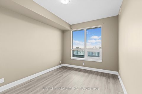 Photo 14 at 2210 - 7890 Bathurst Street, Beverley Glen, Vaughan