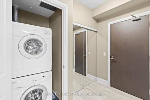 Photo 17 at 2210 - 7890 Bathurst Street, Beverley Glen, Vaughan