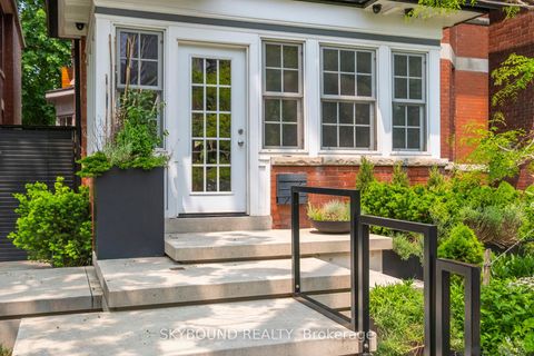 Photo 3 at 20 Fairview Boulevard, North Riverdale, Toronto