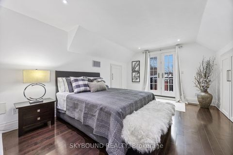 Photo 35 at 20 Fairview Boulevard, North Riverdale, Toronto