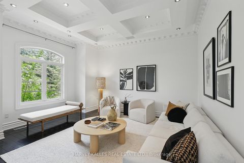 Photo 7 at 443 Dearbourne Avenue, King City, King