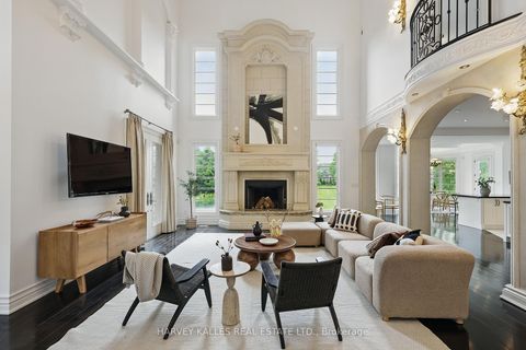 Photo 11 at 443 Dearbourne Avenue, King City, King