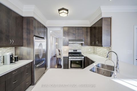 Photo 18 at 71 Bloorview Place, Don Valley Village, Toronto