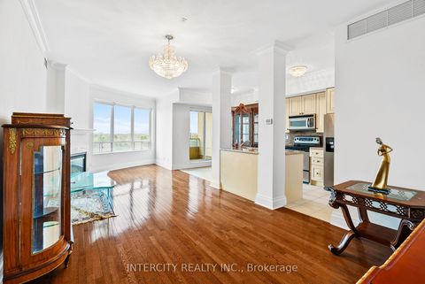 Photo 6 at 607 - 1 Cordoba Drive, Lakeview Estates, Vaughan