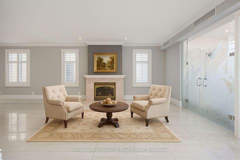 Photo 7 at 138 Elgin Mills Road W, Westbrook, Richmond Hill