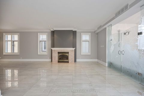 Photo 8 at 138 Elgin Mills Road W, Westbrook, Richmond Hill