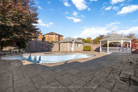 Photo 45 at 138 Elgin Mills Road W, Westbrook, Richmond Hill