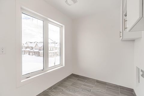 Photo 14 at 112 West Oak Trail, Rural Barrie Southeast, Barrie