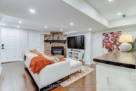 Photo 3 at 42 Rodeo Pathway, Cliffside, Toronto